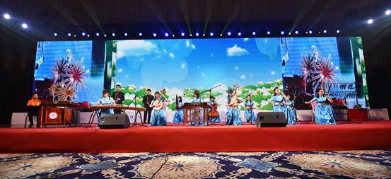 说明: C:\Users\Administrator\Desktop\音乐机器人新闻稿-​英国正版365\音乐机器人1.jpeg